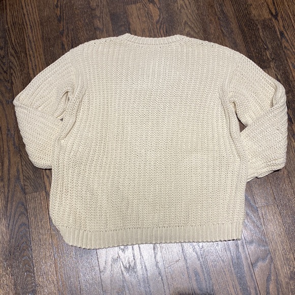 Tan sweater - Picture 2 of 2